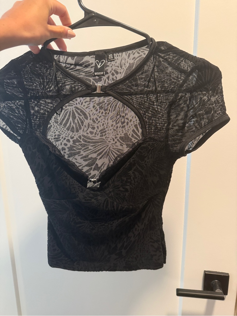 NEVER WORN Windsor Black Cutout Lace-Overlay Short Sleeve Top